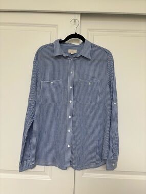 LOFT Light Blue & White Stripes Button-Up Shirt Size L
